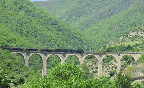 تابستان, سفر و گردشگری فیروزکوه، تهران